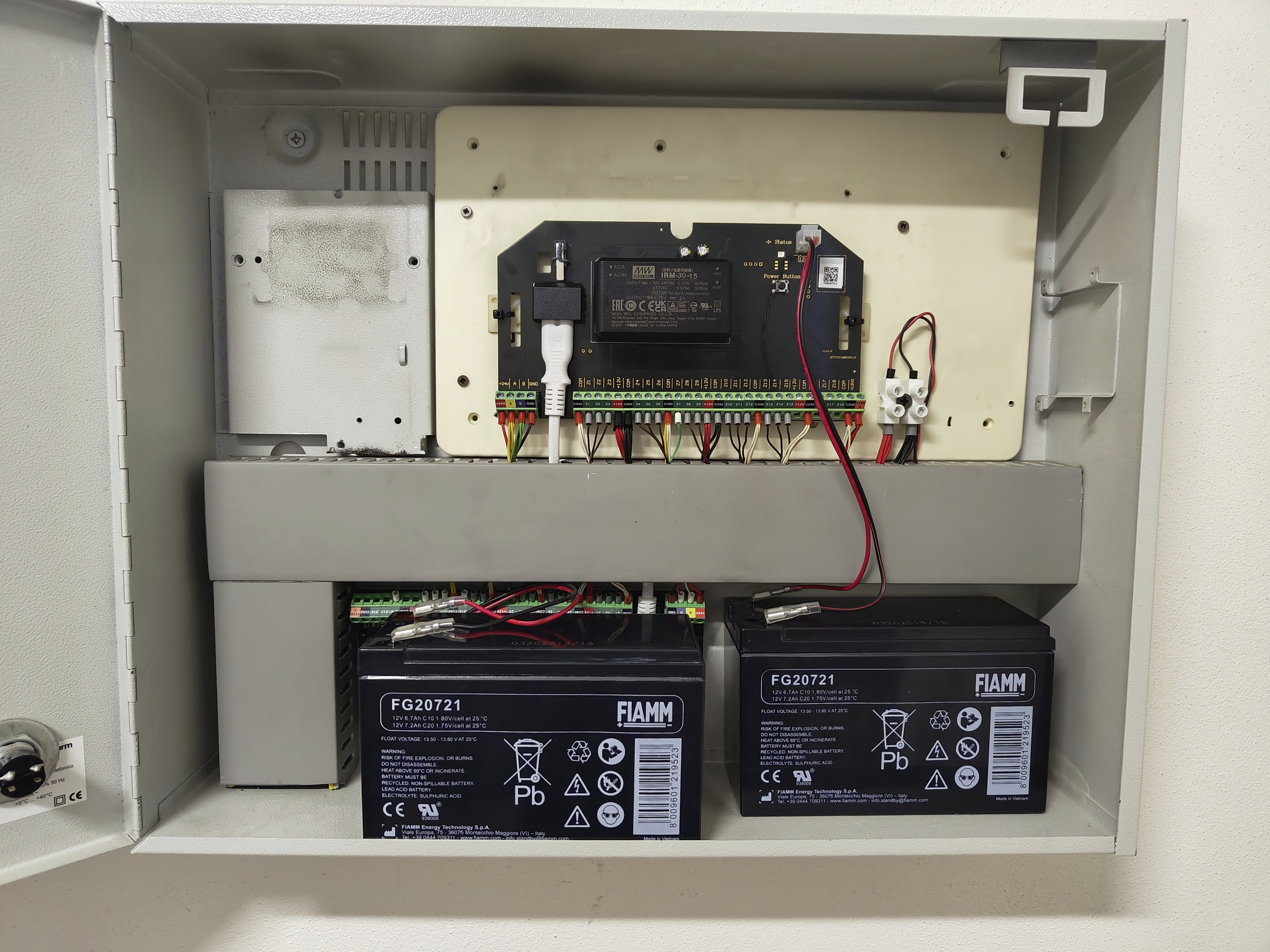 Sistema antifurto - Centrale touch WiFi